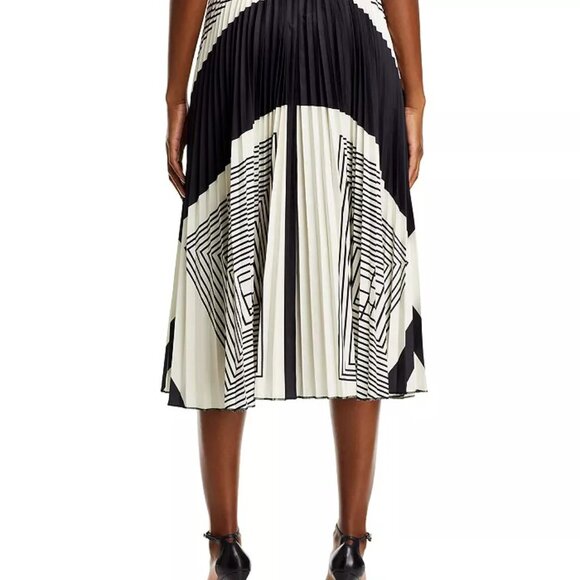 NWOT Nancy Yang Pleated Geometric Skirt, Size M - Picture 6 of 12